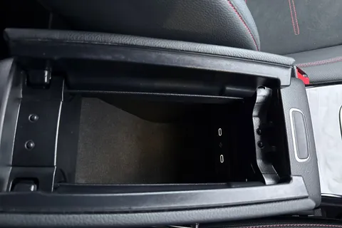 NG24SKN Mercedes-Benz A Class 1.3 A180h MHEV AMG Line (Premium) 7G-DCT Euro 6 (s/s) 5dr Thumbnail #47