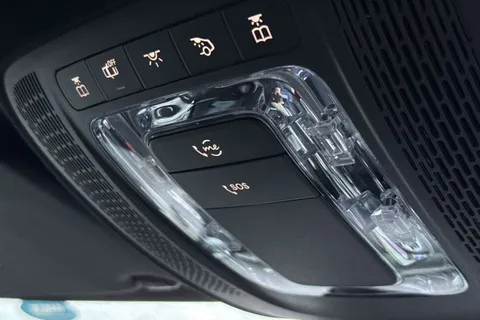 NG24SKN Mercedes-Benz A Class 1.3 A180h MHEV AMG Line (Premium) 7G-DCT Euro 6 (s/s) 5dr Thumbnail #49