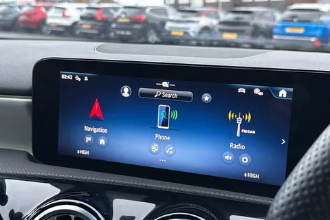 NG24SKN Mercedes-Benz A Class 1.3 A180h MHEV AMG Line (Premium) 7G-DCT Euro 6 (s/s) 5dr Thumbnail #50