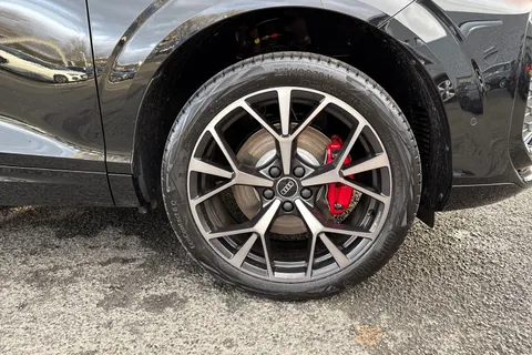  Audi Q3 1.5 e-hybrid Launch Edition Plus Sportback S Tronic Euro 6 (s/s) 5dr 26kWh Thumbnail #13