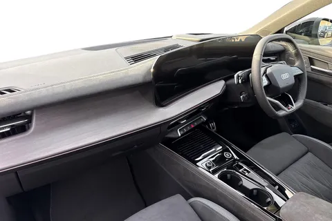  Audi Q3 1.5 e-hybrid Launch Edition Plus Sportback S Tronic Euro 6 (s/s) 5dr 26kWh Thumbnail #15