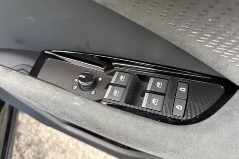  Audi Q3 1.5 e-hybrid Launch Edition Plus Sportback S Tronic Euro 6 (s/s) 5dr 26kWh Thumbnail #21