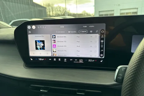  Audi Q3 1.5 e-hybrid Launch Edition Plus Sportback S Tronic Euro 6 (s/s) 5dr 26kWh Thumbnail #41