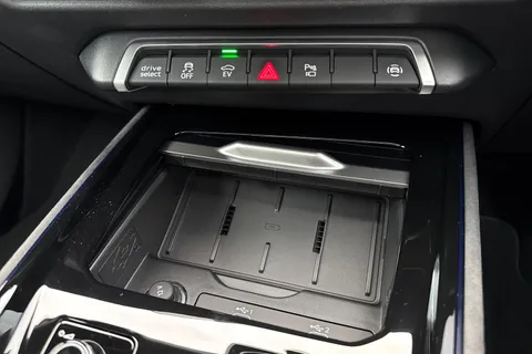  Audi Q3 1.5 e-hybrid Launch Edition Plus Sportback S Tronic Euro 6 (s/s) 5dr 26kWh Thumbnail #48