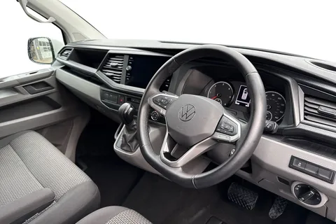 PK74OAO Volkswagen Transporter T30 Panel van Highline SWB 204 PS 2.0 TDI 7sp DSG Thumbnail #14