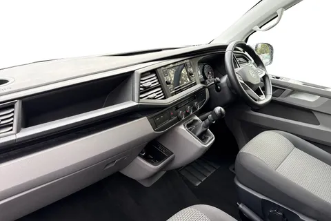 PK74ODT Volkswagen Transporter T32 Kombi Highline SWB 150 PS 2.0 TDI 6sp Manual Thumbnail #15