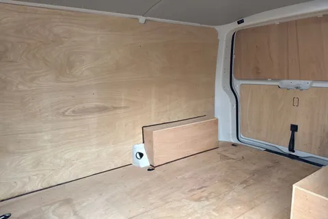 PK74OAO Volkswagen Transporter T30 Panel van Highline SWB 204 PS 2.0 TDI 7sp DSG Thumbnail #19