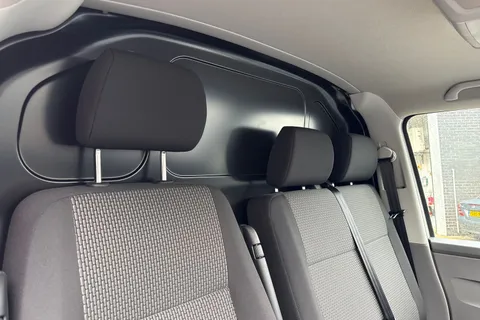 PK74OAO Volkswagen Transporter T30 Panel van Highline SWB 204 PS 2.0 TDI 7sp DSG Thumbnail #24