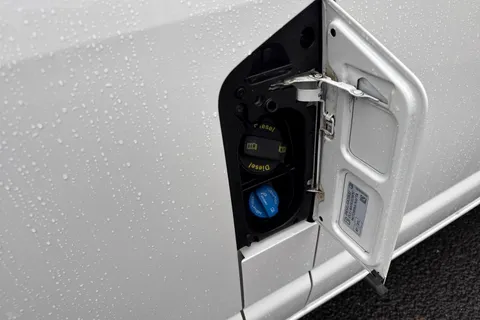 PK74OAO Volkswagen Transporter T30 Panel van Highline SWB 204 PS 2.0 TDI 7sp DSG Thumbnail #28