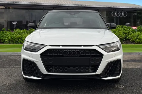  Audi A1 1.0 TFSI 30 Black Edition Sportback S Tronic Euro 6 (s/s) 5dr Thumbnail #6