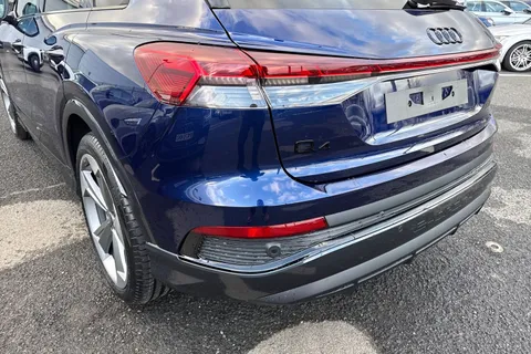  Audi Q4 e-tron 45 Black Edition Auto 5dr 82kWh Thumbnail #8