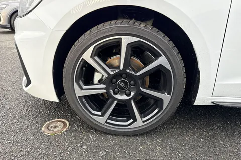  Audi A1 1.0 TFSI 30 Black Edition Sportback S Tronic Euro 6 (s/s) 5dr Thumbnail #10