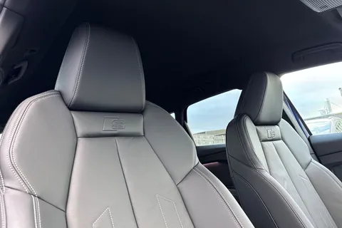  Audi Q4 e-tron 45 Black Edition Auto 5dr 82kWh Thumbnail #24