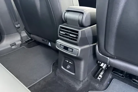  Audi Q4 e-tron 45 Black Edition Auto 5dr 82kWh Thumbnail #29