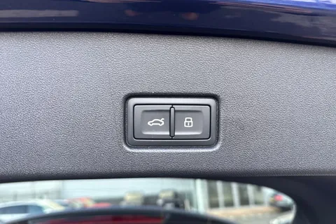  Audi Q4 e-tron 45 Black Edition Auto 5dr 82kWh Thumbnail #30