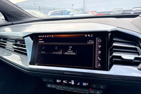  Audi Q4 e-tron 45 Black Edition Auto 5dr 82kWh Thumbnail #42