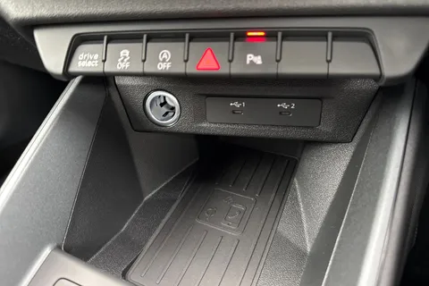  Audi A1 1.0 TFSI 30 Black Edition Sportback S Tronic Euro 6 (s/s) 5dr Thumbnail #45