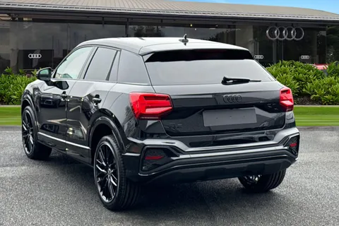 Audi Q2 1.0 TFSI 30 Black Edition Euro 6 (s/s) 5dr Thumbnail #3