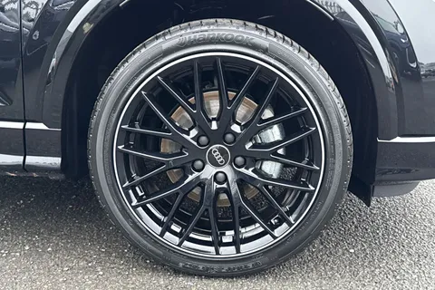 Audi Q2 1.0 TFSI 30 Black Edition Euro 6 (s/s) 5dr Thumbnail #11