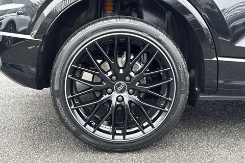 Audi Q2 1.0 TFSI 30 Black Edition Euro 6 (s/s) 5dr Thumbnail #12