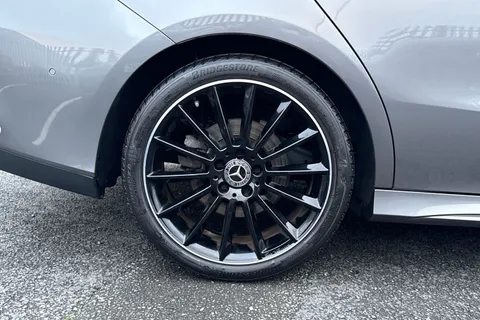 KR72NHB Mercedes-Benz Cla Class 2.0 CLA220d AMG Line Night Edition (Premium Plus) Coupe 8G-DCT Euro 6 (s/s) 4dr Thumbnail #13