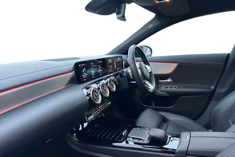 KR72NHB Mercedes-Benz Cla Class 2.0 CLA220d AMG Line Night Edition (Premium Plus) Coupe 8G-DCT Euro 6 (s/s) 4dr Thumbnail #15