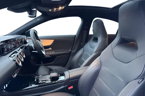 KR72NHB Mercedes-Benz Cla Class 2.0 CLA220d AMG Line Night Edition (Premium Plus) Coupe 8G-DCT Euro 6 (s/s) 4dr Thumbnail #16