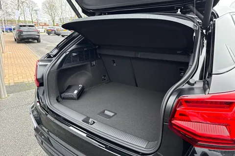 Audi Q2 1.0 TFSI 30 Black Edition Euro 6 (s/s) 5dr Thumbnail #35