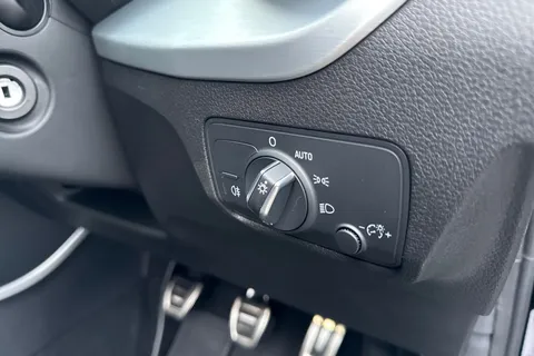 Audi Q2 1.0 TFSI 30 Black Edition Euro 6 (s/s) 5dr Thumbnail #45