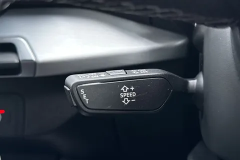 Audi Q2 1.0 TFSI 30 Black Edition Euro 6 (s/s) 5dr Thumbnail #53