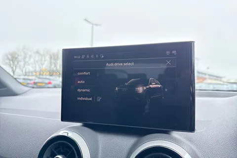 Audi Q2 1.0 TFSI 30 Black Edition Euro 6 (s/s) 5dr Thumbnail #54