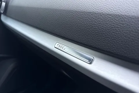 Audi Q2 1.0 TFSI 30 Black Edition Euro 6 (s/s) 5dr Thumbnail #61