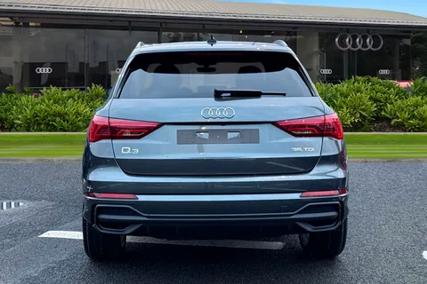 Audi Q3 2.0 TDI 35 S line S Tronic Euro 6 (s/s) 5dr Thumbnail #5