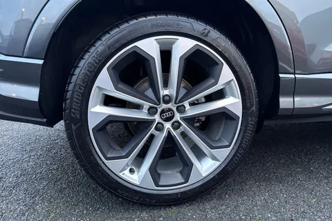 Audi Q3 2.0 TDI 35 S line S Tronic Euro 6 (s/s) 5dr Thumbnail #10