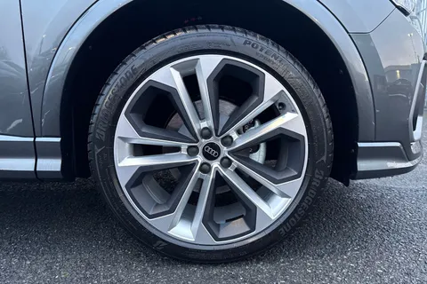 Audi Q3 2.0 TDI 35 S line S Tronic Euro 6 (s/s) 5dr Thumbnail #12
