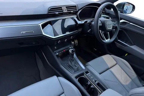 Audi Q3 2.0 TDI 35 S line S Tronic Euro 6 (s/s) 5dr Thumbnail #15