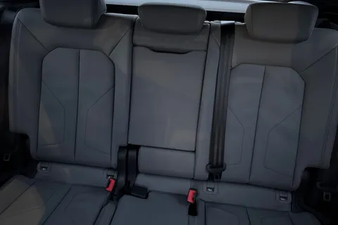 Audi Q3 2.0 TDI 35 S line S Tronic Euro 6 (s/s) 5dr Thumbnail #19