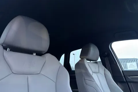 Audi Q3 2.0 TDI 35 S line S Tronic Euro 6 (s/s) 5dr Thumbnail #24