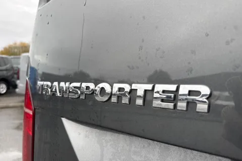 DE74HSU Volkswagen Transporter 2.0 TDI 110 Highline Van Thumbnail #34