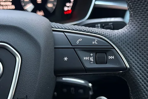 Audi Q3 2.0 TDI 35 S line S Tronic Euro 6 (s/s) 5dr Thumbnail #43