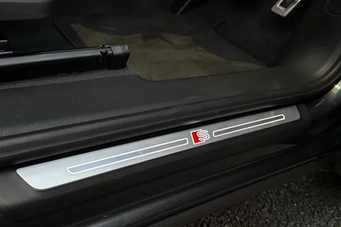 Audi Q3 2.0 TDI 35 S line S Tronic Euro 6 (s/s) 5dr Thumbnail #56