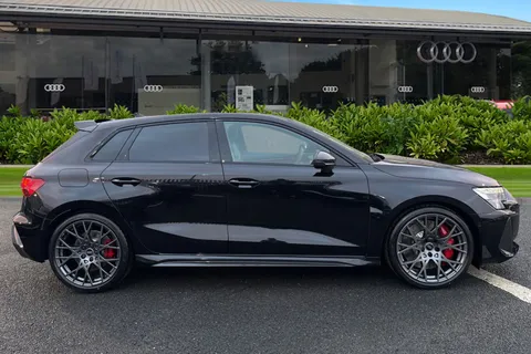  Audi RS 3 RS 3 TFSI Quattro 400 Carbon Black 5dr S Tronic Thumbnail #4