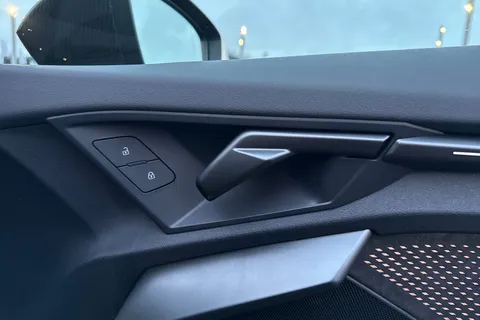  Audi RS 3 RS 3 TFSI Quattro 400 Carbon Black 5dr S Tronic Thumbnail #21