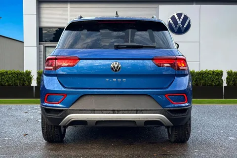 Volkswagen T-Roc 1.5 TSI Life 5dr DSG Thumbnail #4