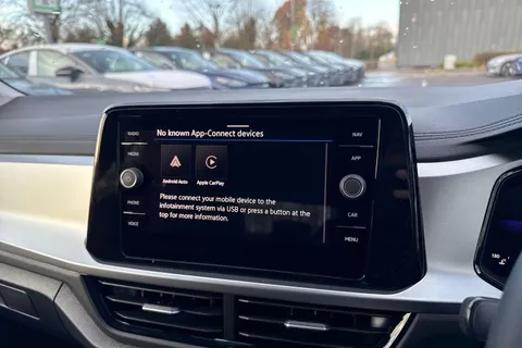 Volkswagen T-Roc 1.5 TSI Life 5dr DSG Thumbnail #11