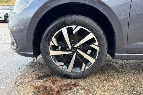  Volkswagen Polo 1.0 TSI Match DSG Euro 6 (s/s) 5dr Thumbnail #6