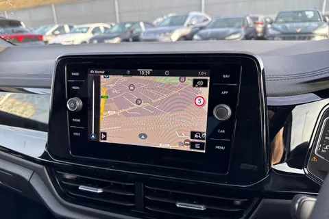 Volkswagen T-Roc 1.5 TSI Black Edition 5dr DSG Thumbnail #11