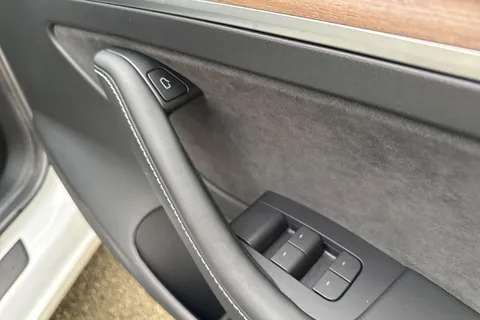 MM72JXU Tesla Model 3 RWD 4dr Auto Thumbnail #17