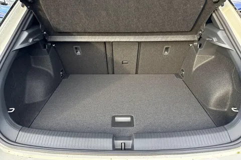 Volkswagen T-Roc 1.0 TSI Style 5dr Thumbnail #10