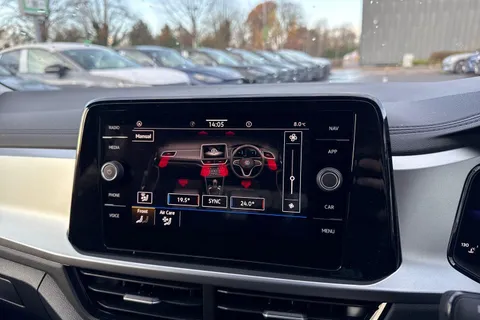 Volkswagen T-Roc 1.5 TSI Life 5dr DSG Thumbnail #18